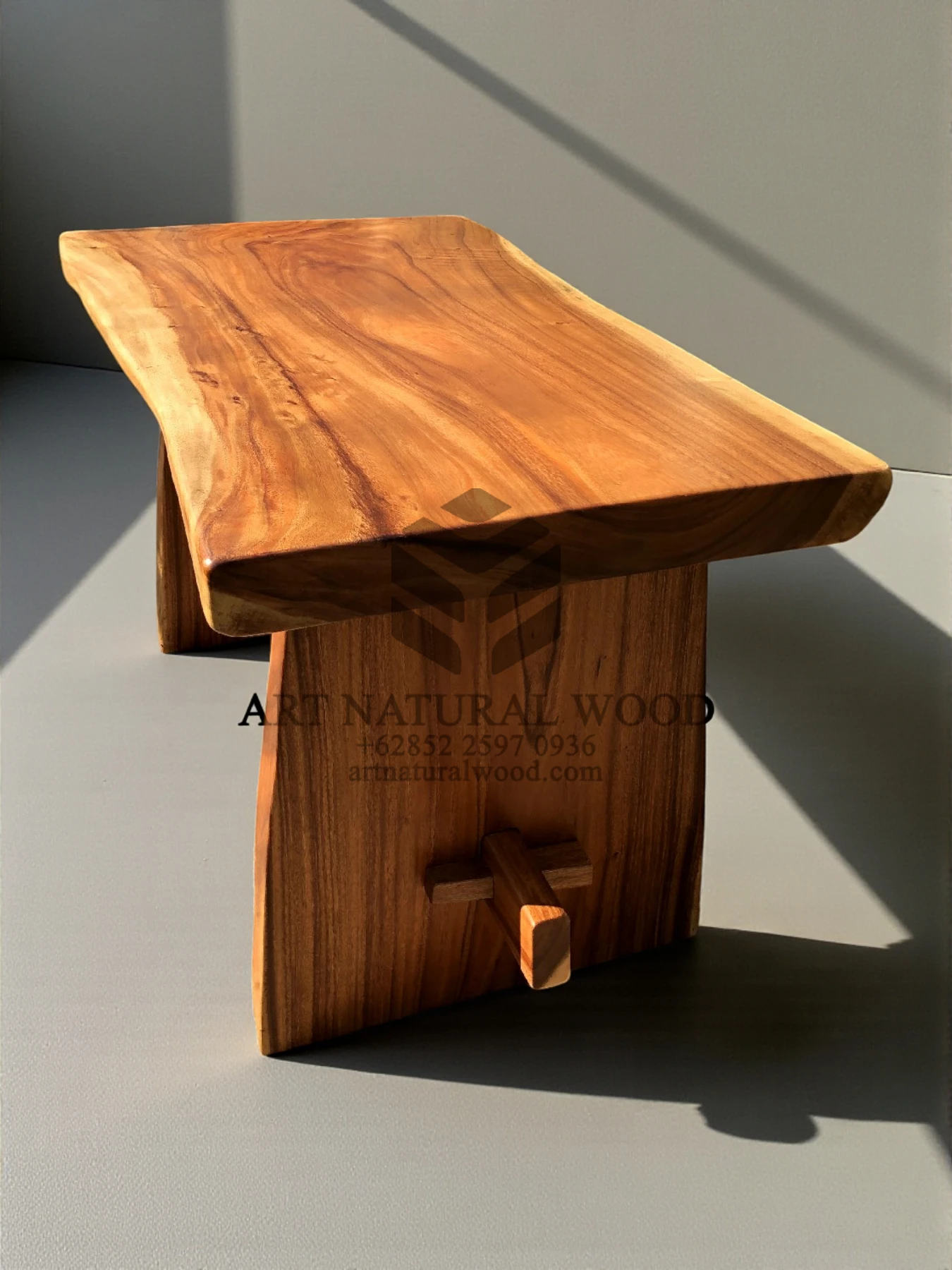 meja makan kayu utuh desain minimalis-meja makan kayu trembesi solid