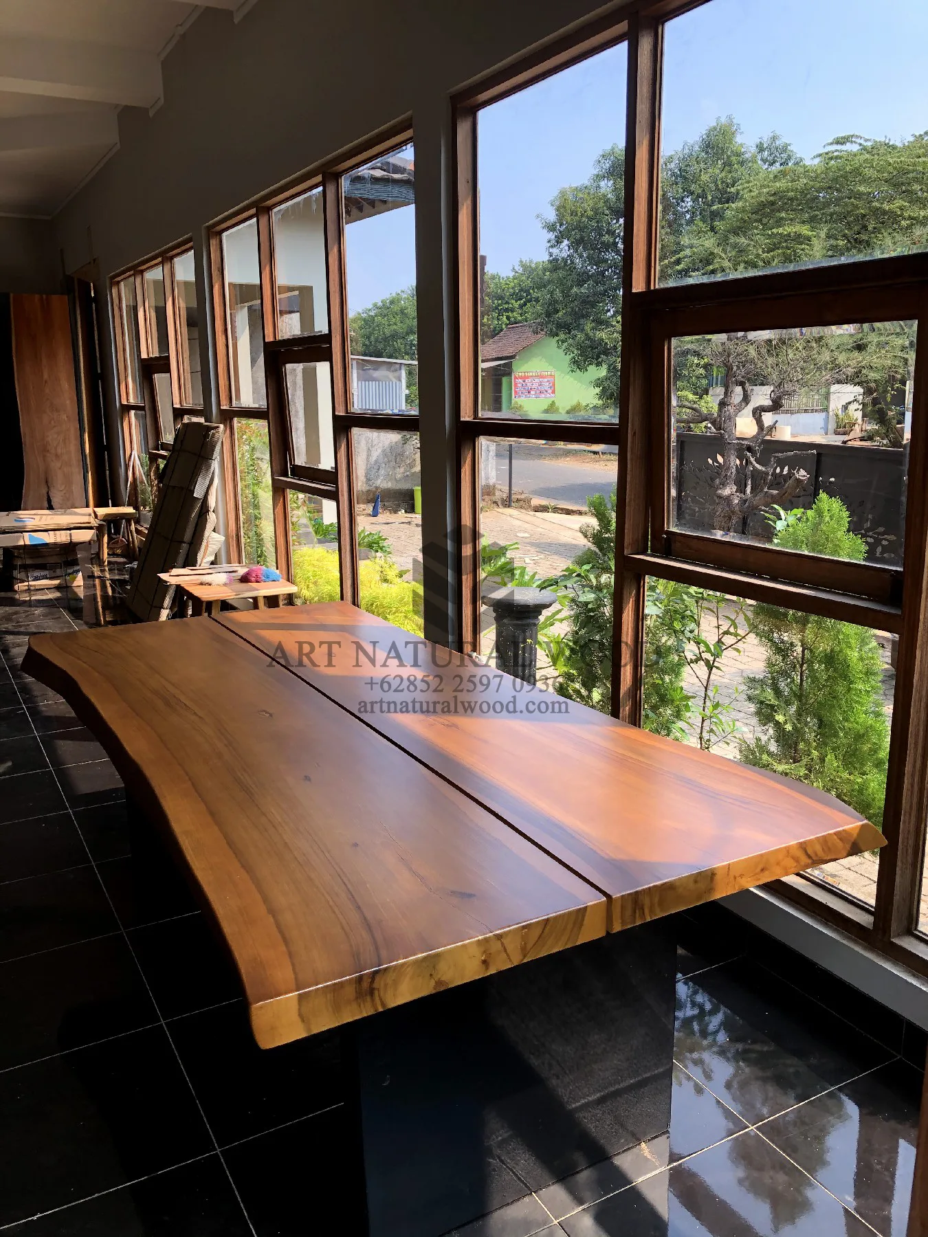meja kayu besar untuk meeting kantor-meja meeting kayu besar-meja rapat kantor kayu minimalis