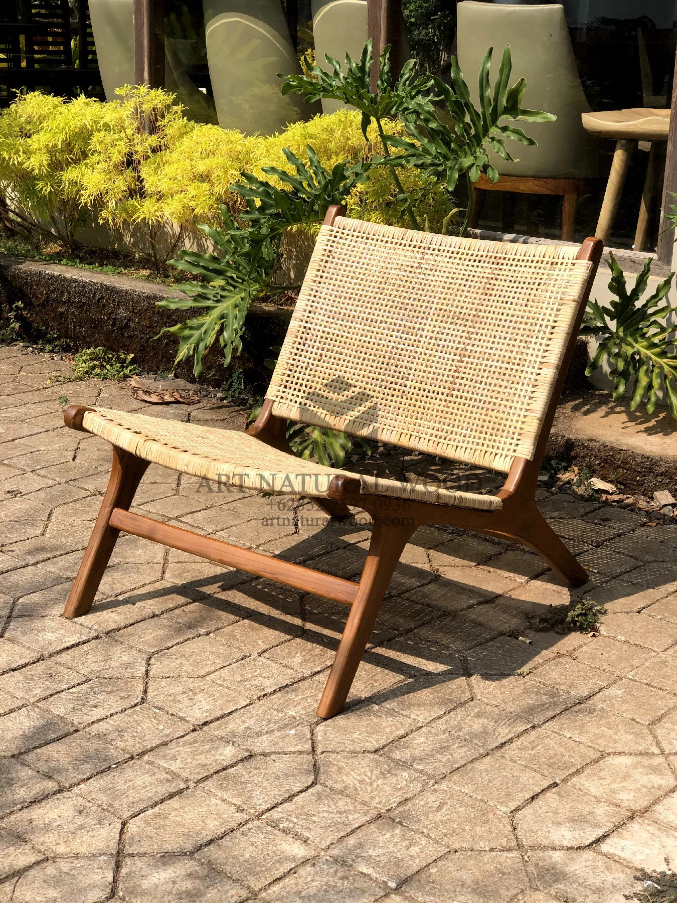 kursi santai teras rotan-kursi terras minimalis modern-kursi rotan teras kayu jati