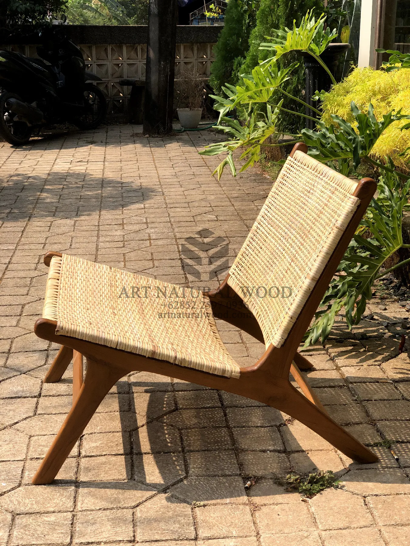 kursi santai teras rotan-kursi terras minimalis modern-kursi rotan teras kayu jati