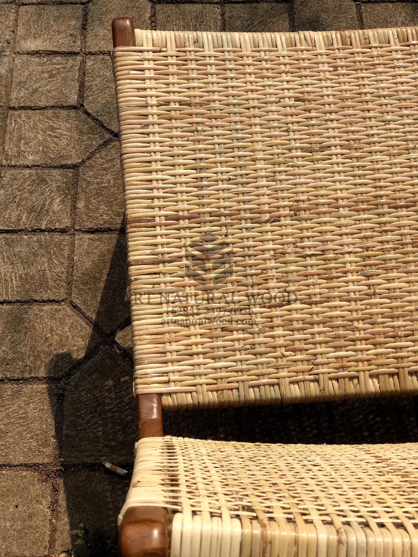 kursi santai teras rotan-kursi terras minimalis modern-kursi rotan teras kayu jati
