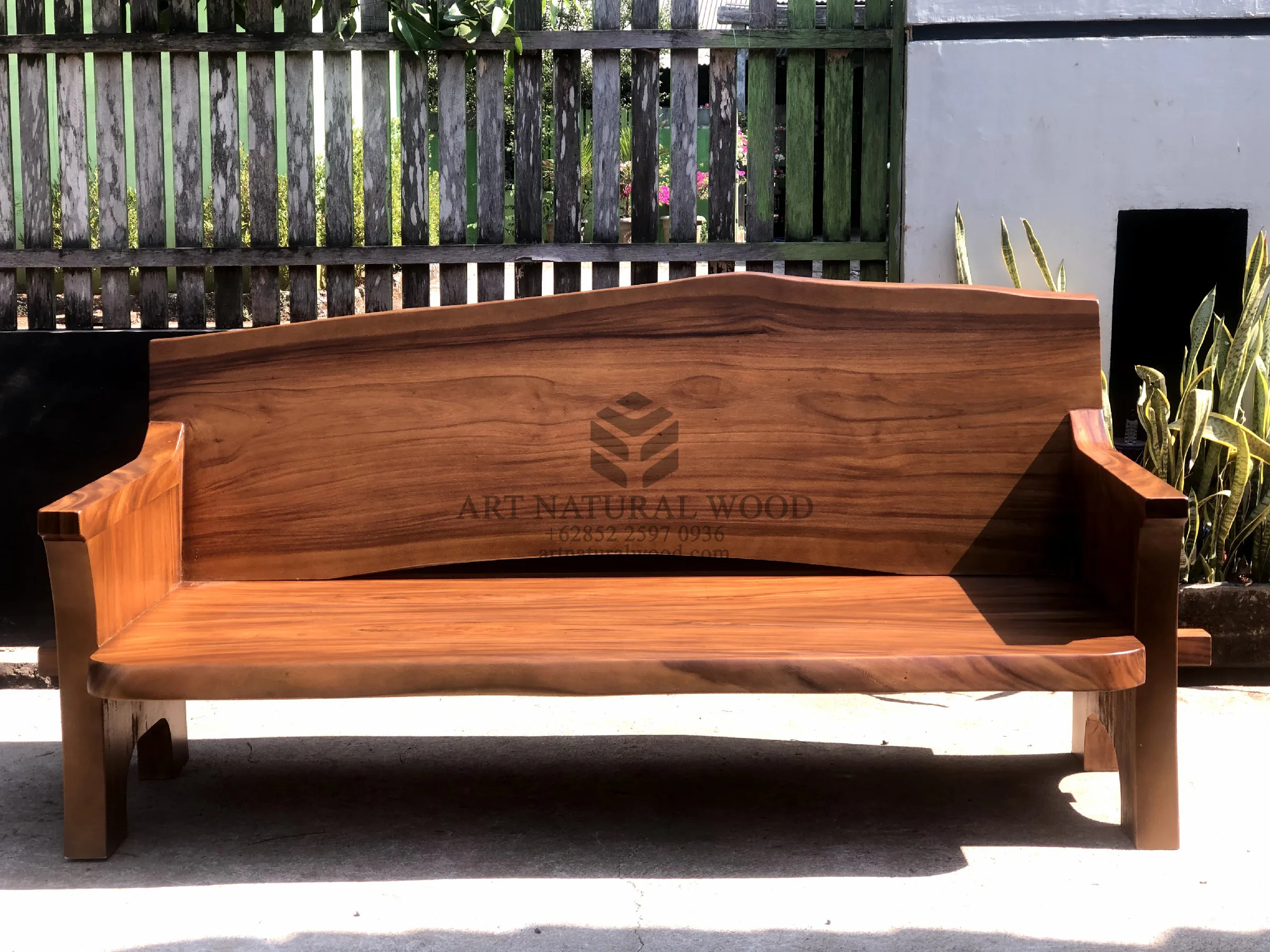 sofa antik kayu solid trembes sofa 2 dudukan