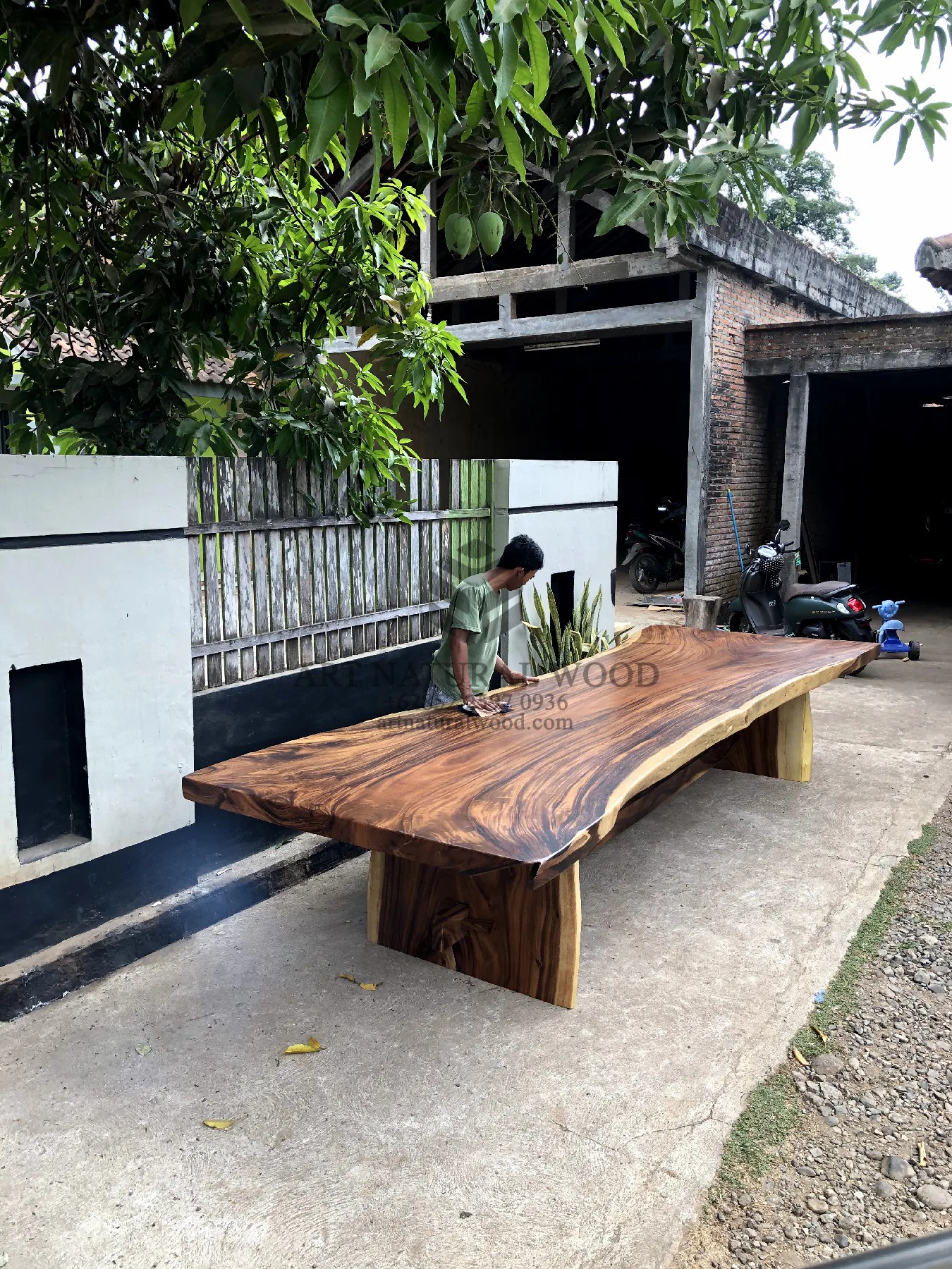 meja meeting kantor kayu besar 4 meter-meja rapat 4 meter