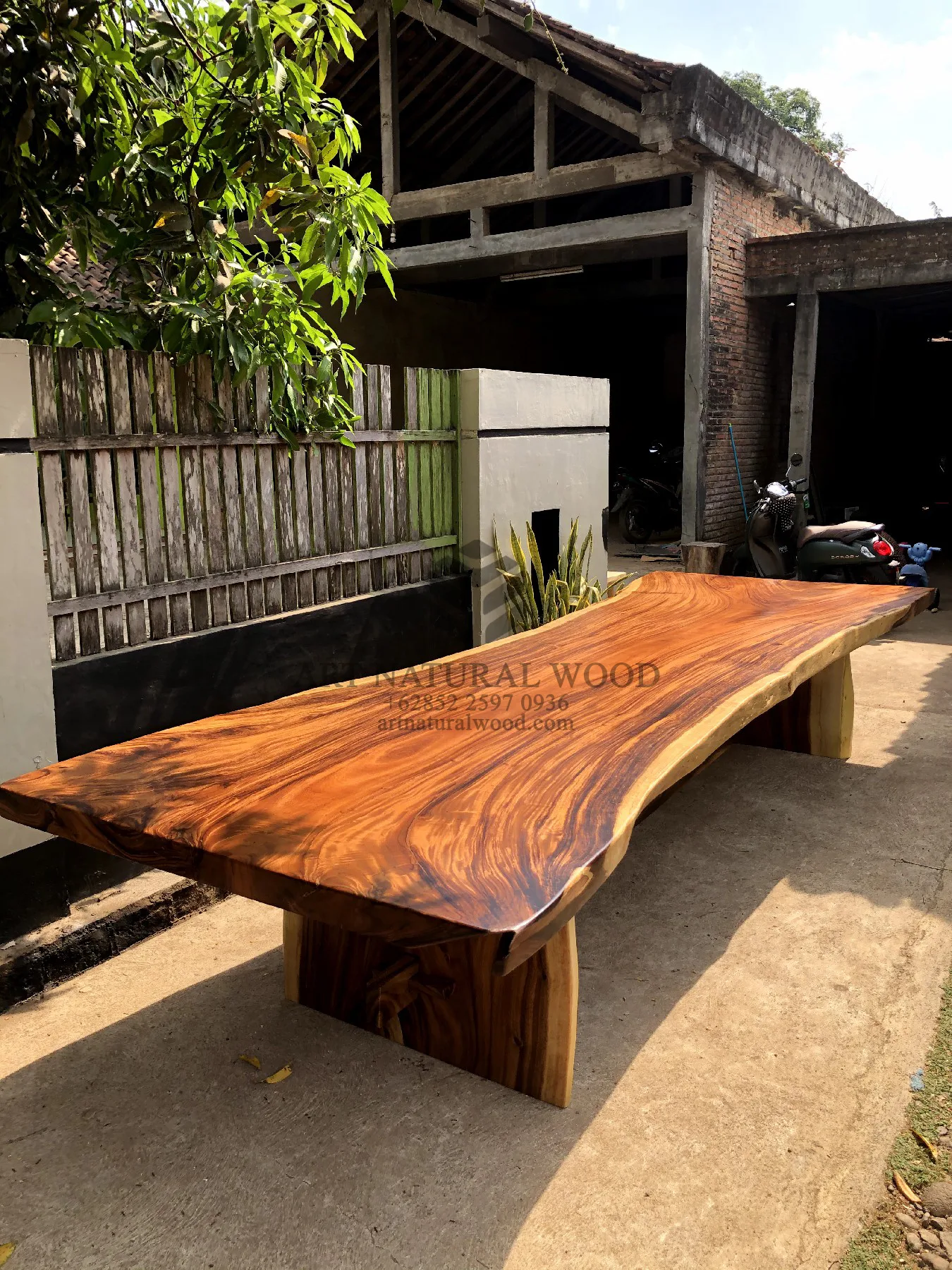 meja meeting kantor kayu besar 4 meter-meja rapat 4 meter