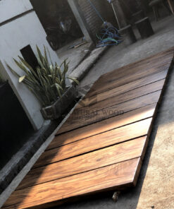 papan tangga kayu solid minimalis modern