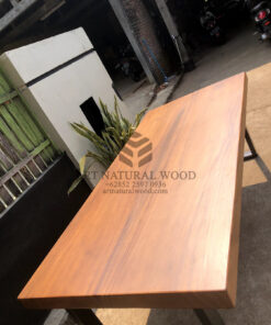 meja makan minimalis kayu trembesi solid kaki besi