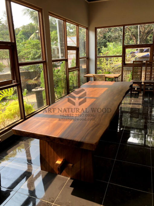 meja makan kayu trembesi solid sisi alami-meja makan kayu alami-meja kayu besar