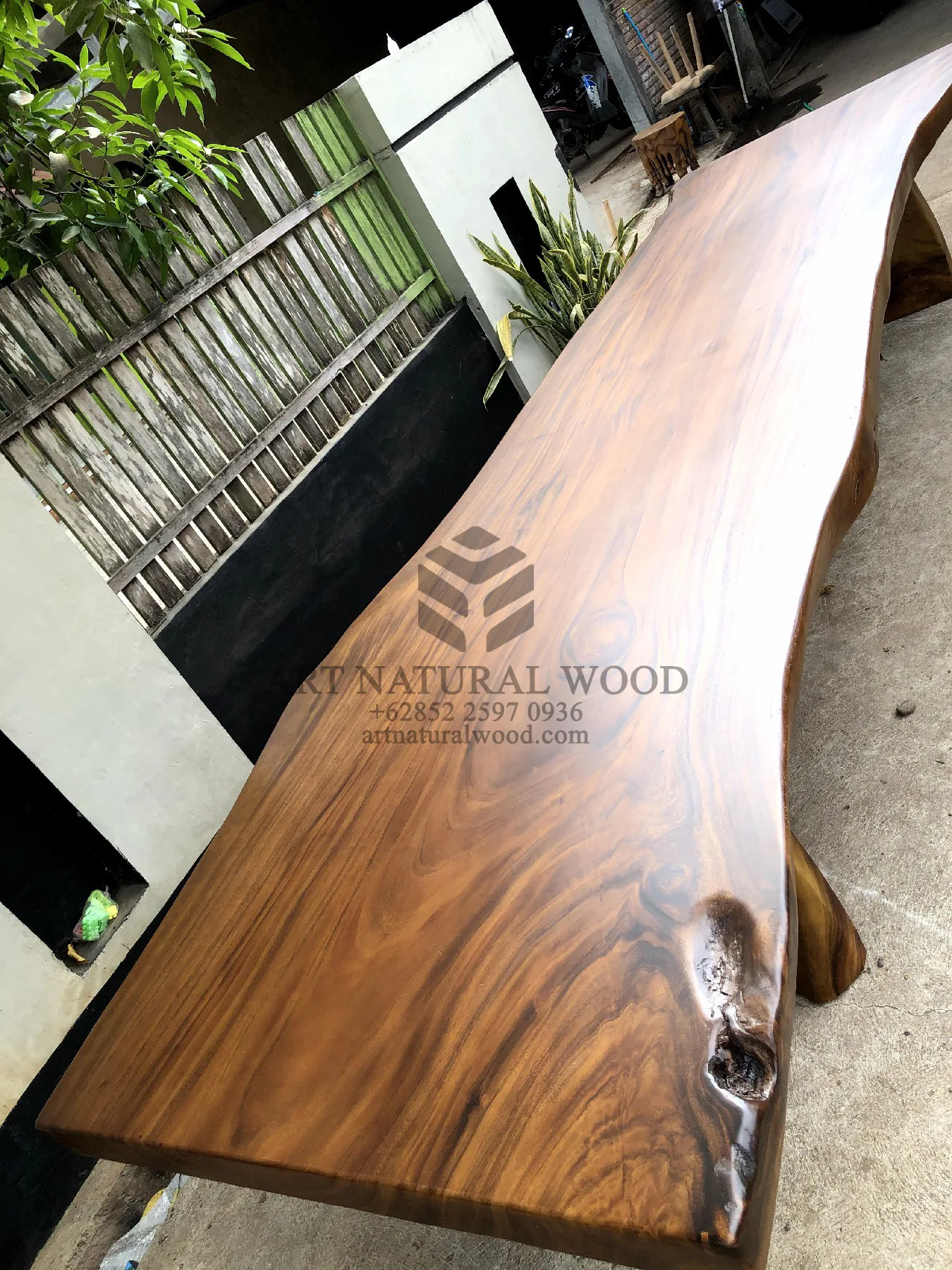meja kayu besar solid papan 1 lembar utuh-meja meeting kayu ukuran besar