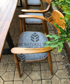 meja makan kayu panjang trembesi-meja kayu besar-meja makan kayu trembesi-meja makan kayu solid-meja makan minimalis