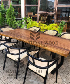 set meja makan minimalis kayu trembesi 8 kursi