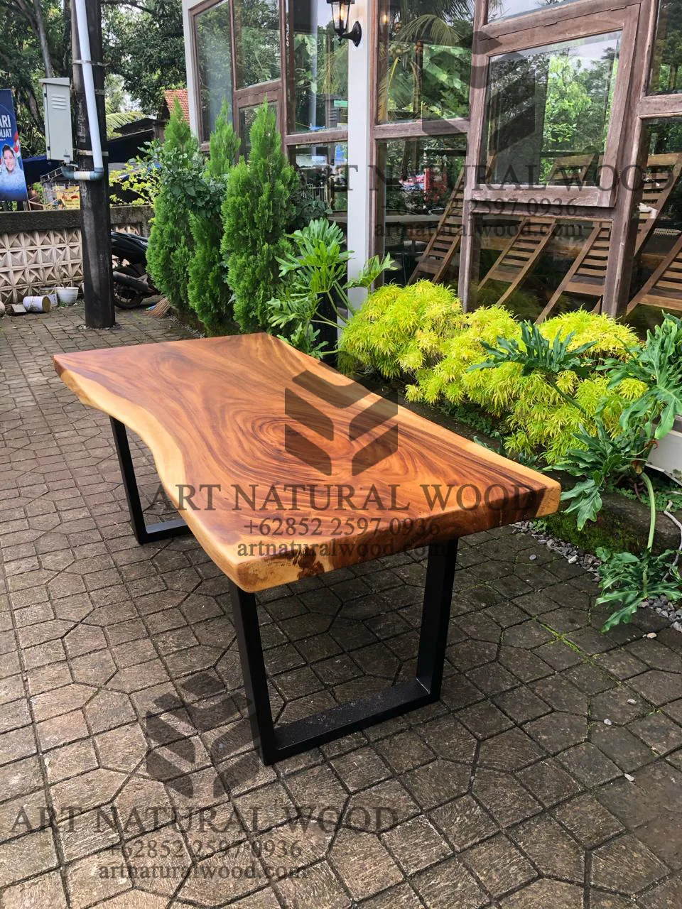 meja kayu kaki besi trembesi solid