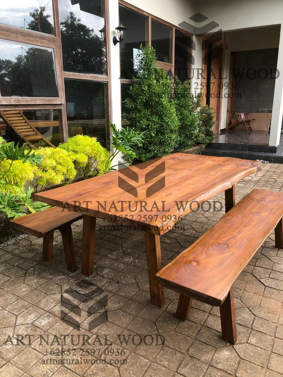 meja makan outdoor kayu jati solid
