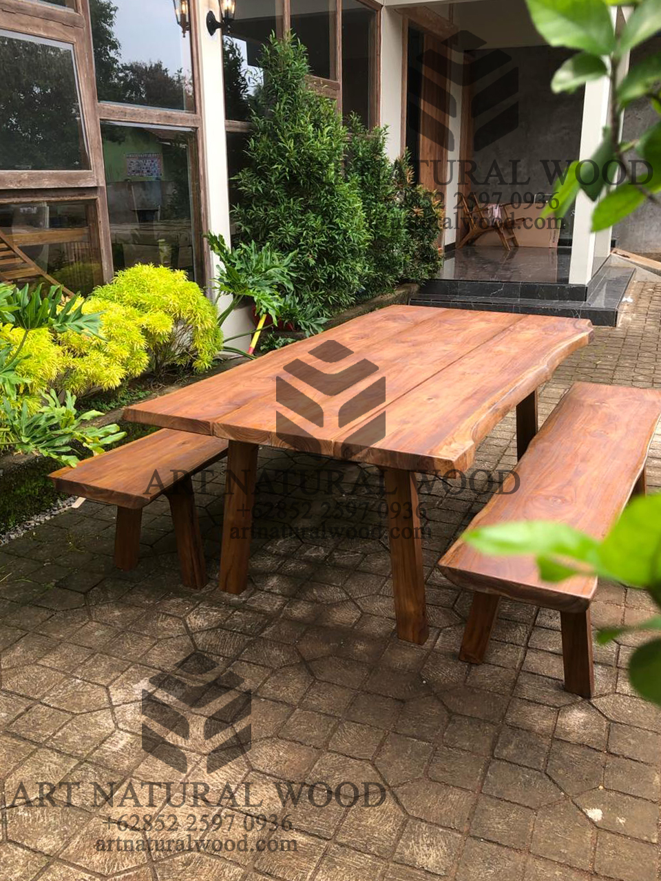 meja makan outdoor kayu jati solid