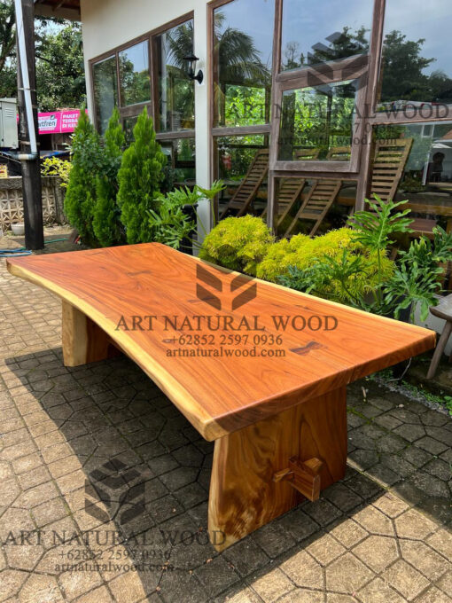 meja makan kayu besar alami minimalis