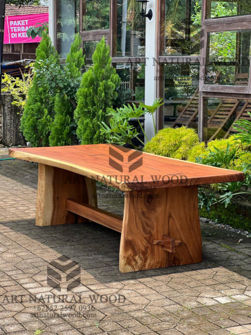 meja makan kayu besar alami minimalis