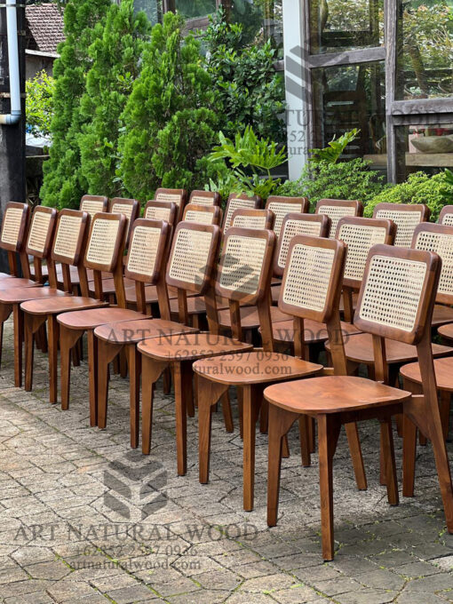 kursi makan kayu jati kombinasi rotan