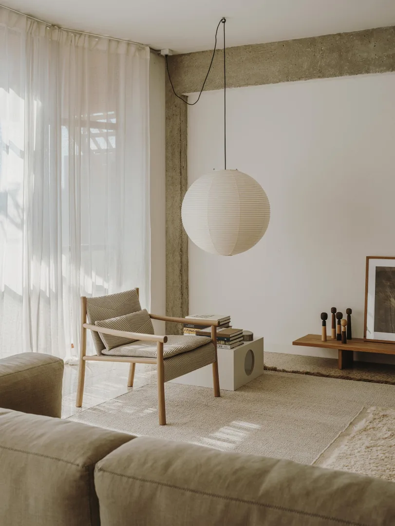 kursi resto dan cafe minimalis modern