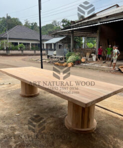 meja kayu besar solid