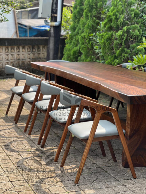 meja makan 10 kursi kayu solid