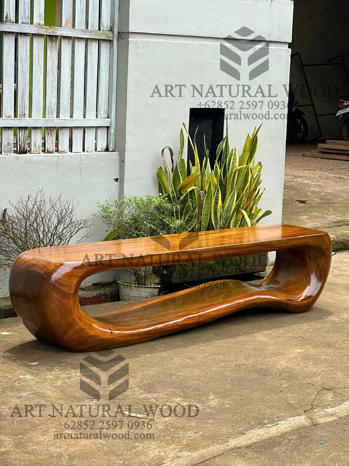 meja tv kayu solid unik