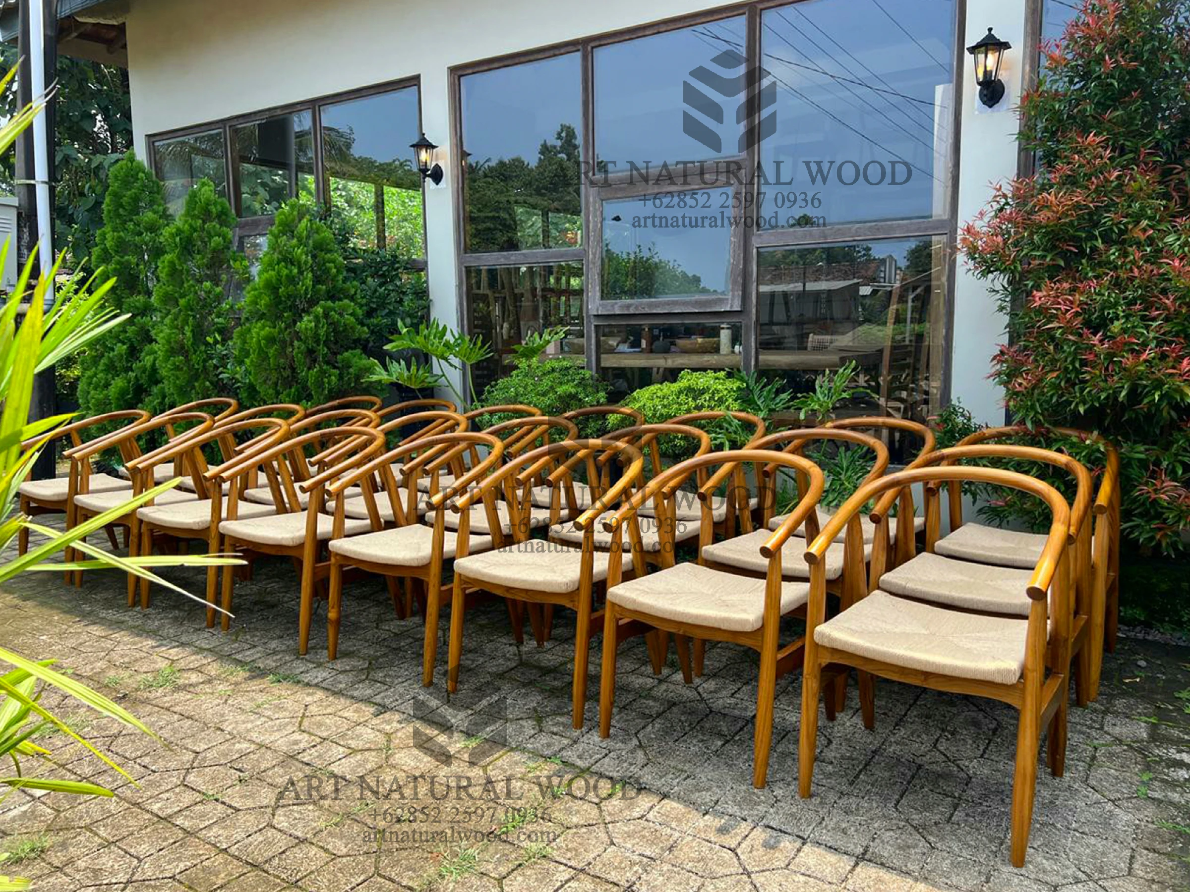 kursi kafe minimalis modern kombinasi rotan